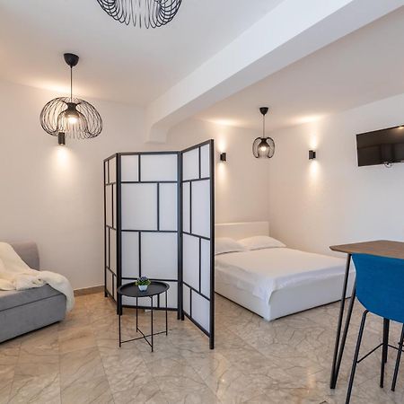 Family Apartments - Guesthouse Vranjes Makarska Phòng bức ảnh